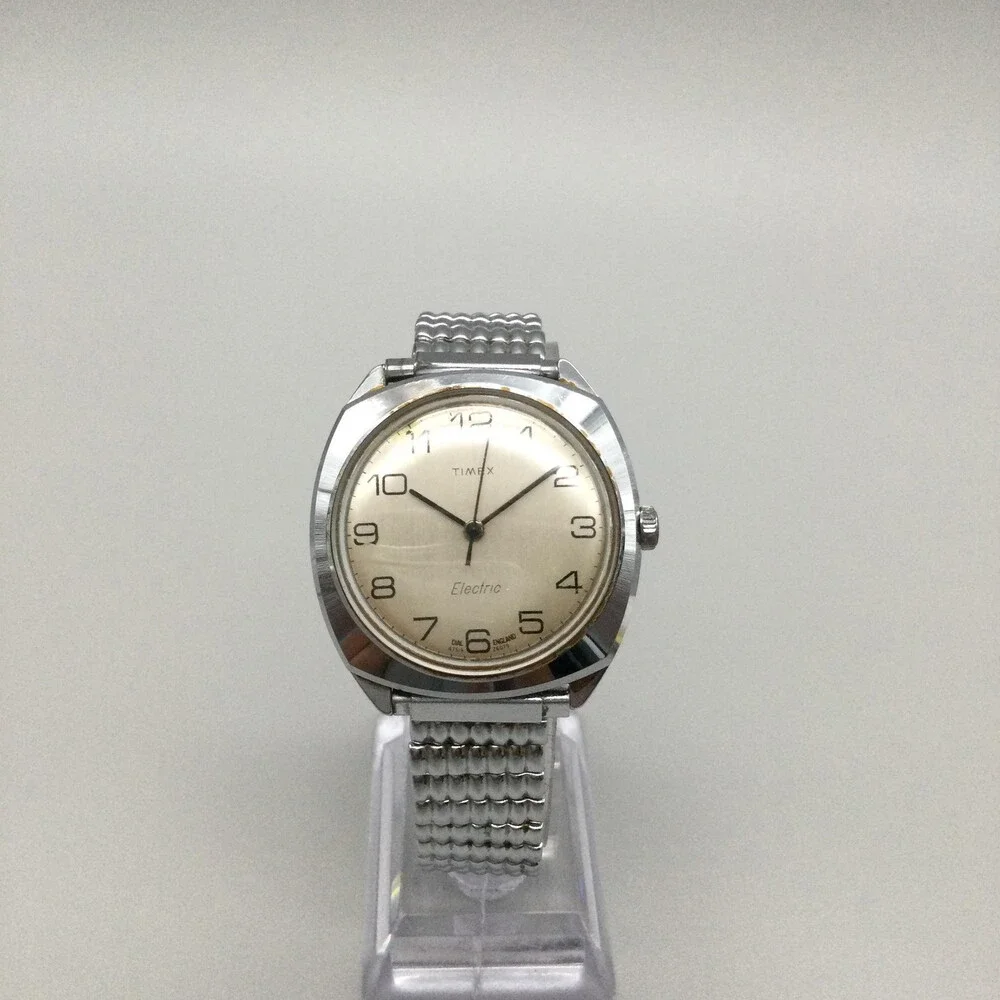 Vintage Timex Electric Mens Watch 35mm Silver Bracelet NON WORKING FOR PARTS